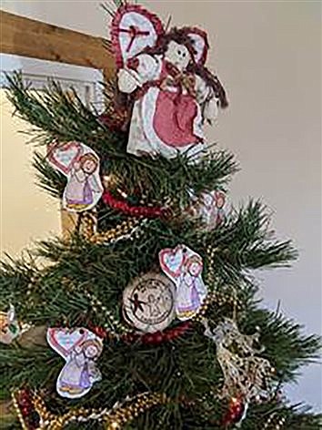 Community Angels Show Support of Faith in Action Volunteers