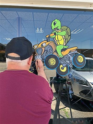 Longville July 4th parade Grand Marshall Tom Kutschied - A life dedicated to art and giving back