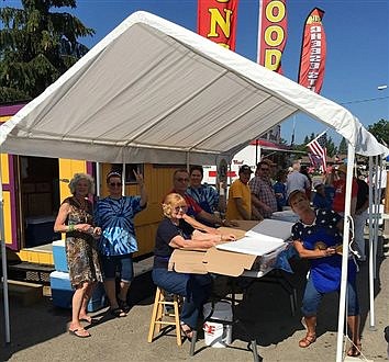 Sounds, shops and snacks... Celebrate fall in Longville with a variety of events